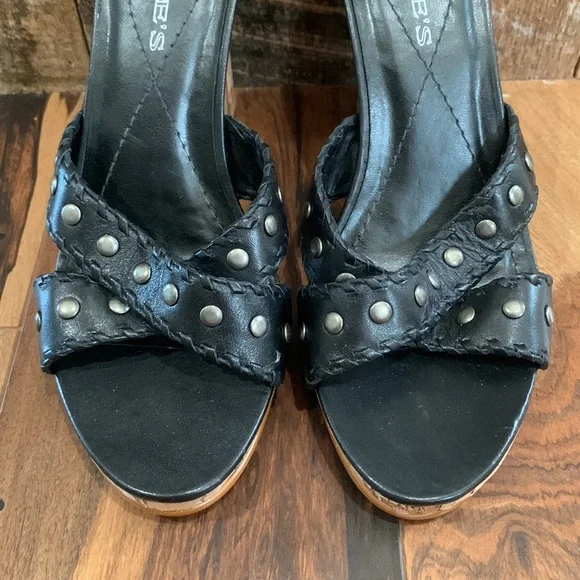 Heels - NWOT - Picture 2 of 12